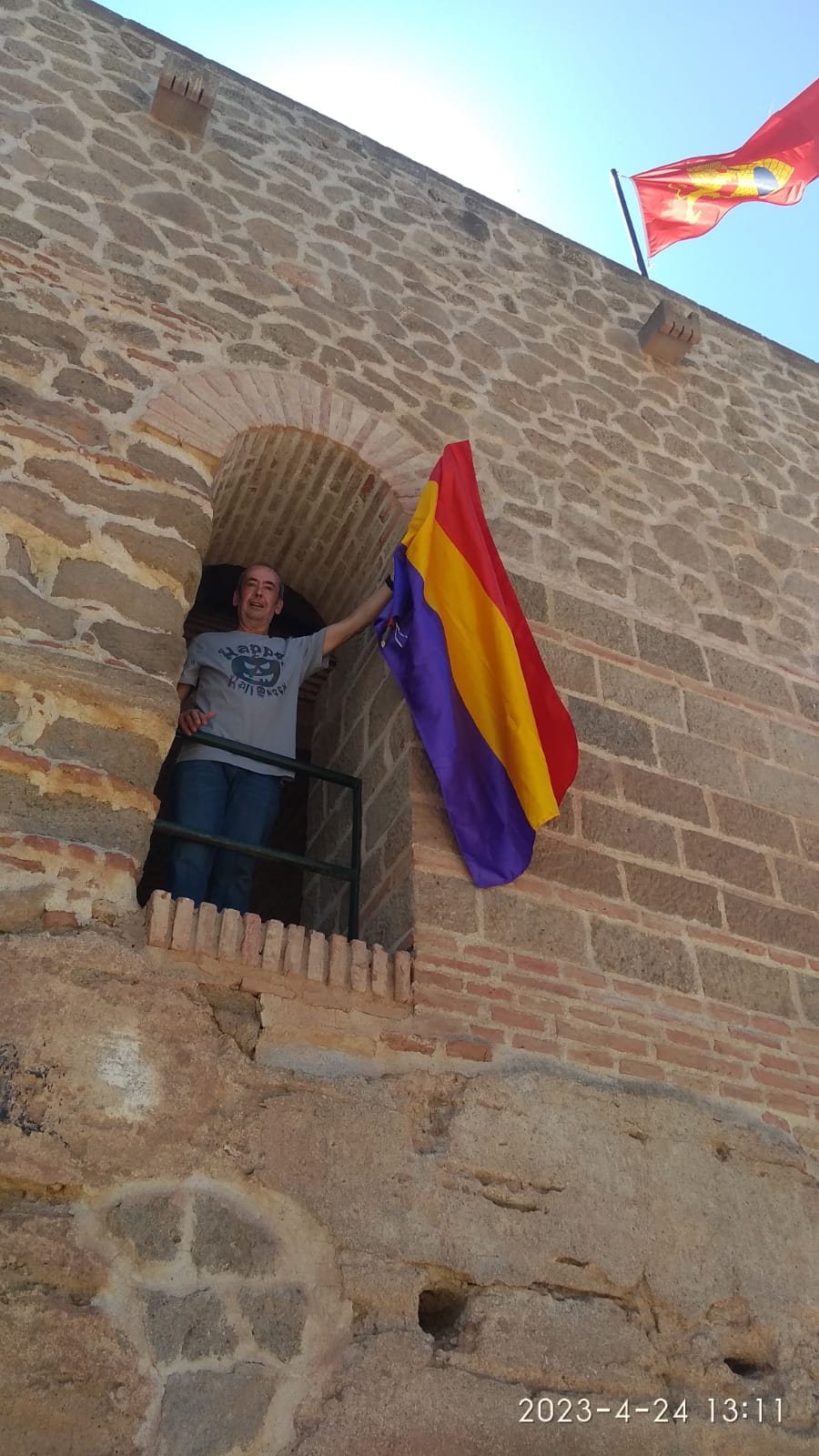 Portada de la galera fosa castillo de lora